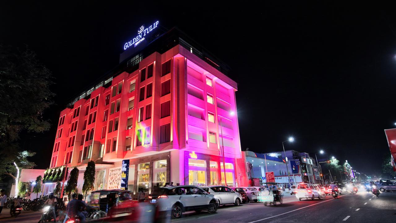 Hotel Golden Tulip Essential Divisione di Jaipur Esterno foto